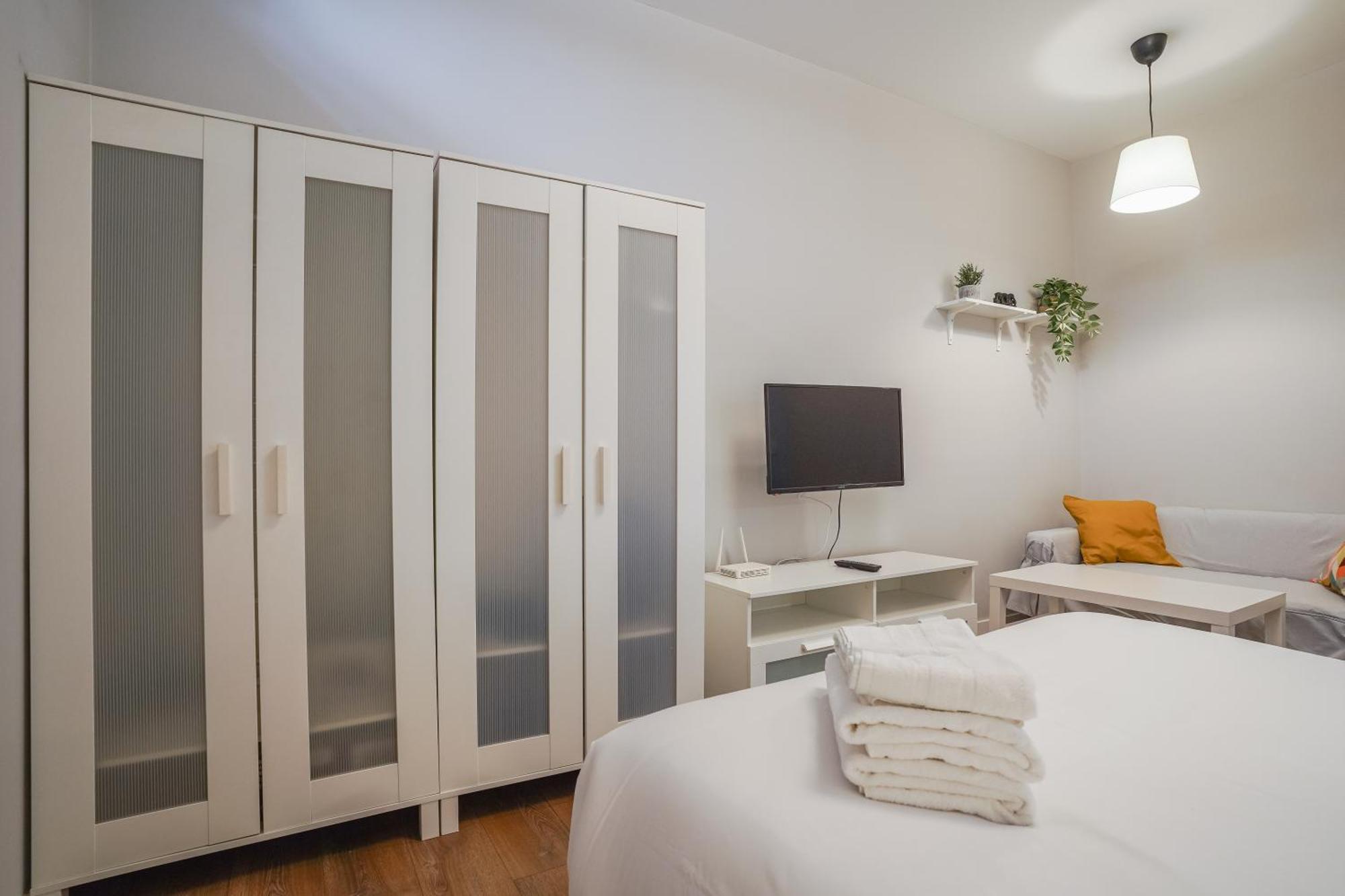 Cozy Apartment-1Bedroom 1Bathroom-Lavapies Madrid Kültér fotó