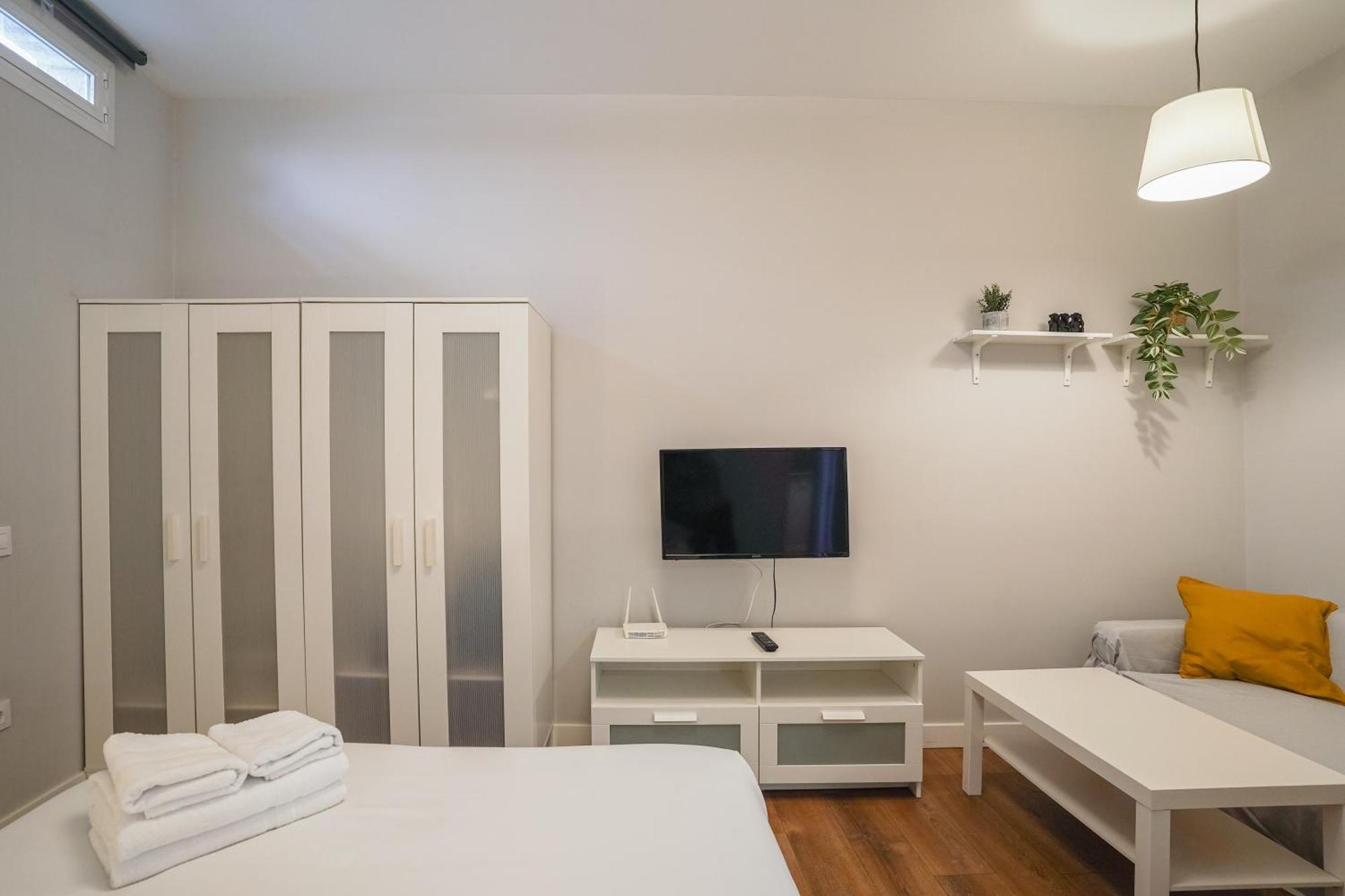Cozy Apartment-1Bedroom 1Bathroom-Lavapies Madrid Kültér fotó